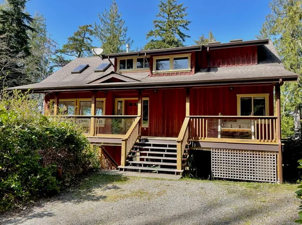 1027 Jensens Bay Rd, Tofino, BC V0R 2Z0