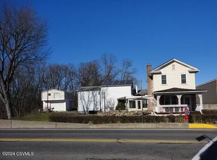 18 W Brimmer Ave, Watsontown, PA 17777