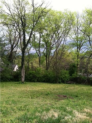 2nd image of 4014 Sneed Rd