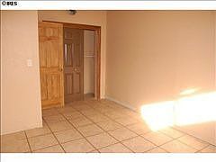 4th image of 305 E Taylor Ave