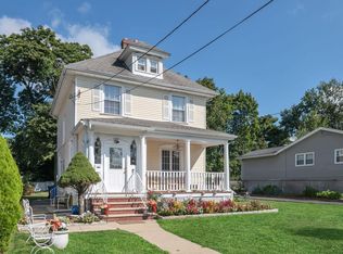 133 Everett Pl, Englewood, NJ 07631