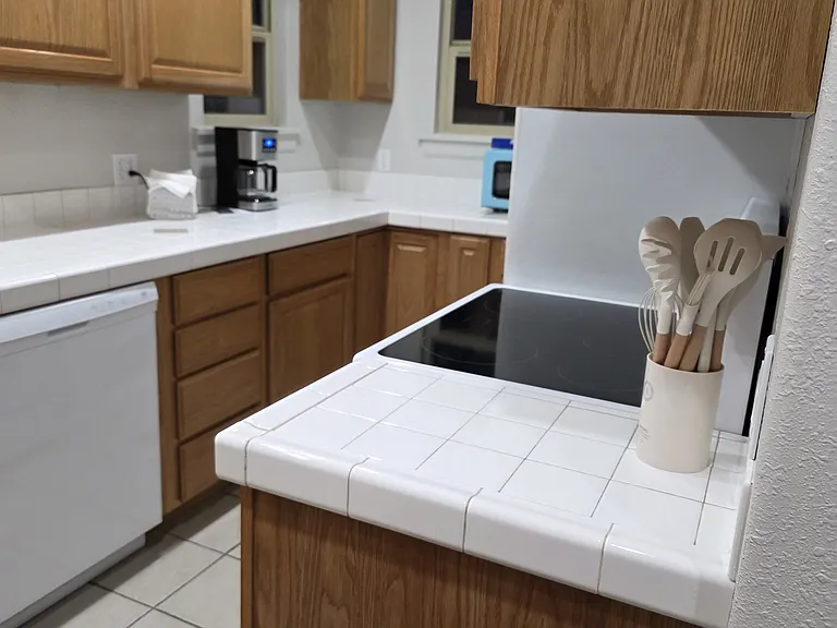 1225 Gregory Way — Photo 14