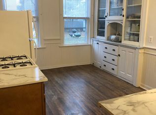 1633 N Franklin Pl, Milwaukee, WI 53202
