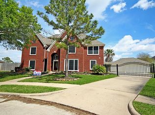 2101 Limrick Dr, Pearland, TX 77581