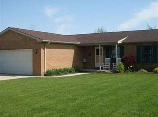 381 Ironwood Dr, Sidney, OH 45365