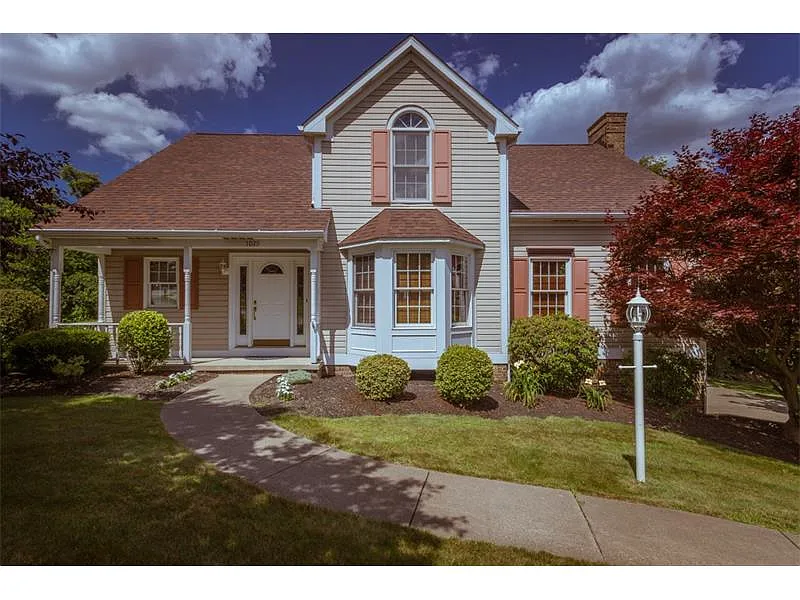 1029 Harvest Ct photo 1