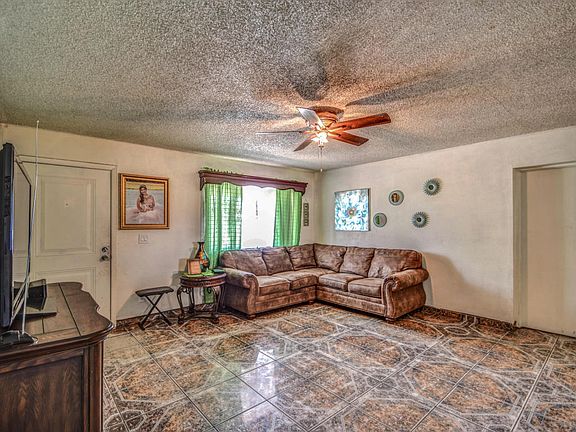 5th image of 5613 N 67th Dr
