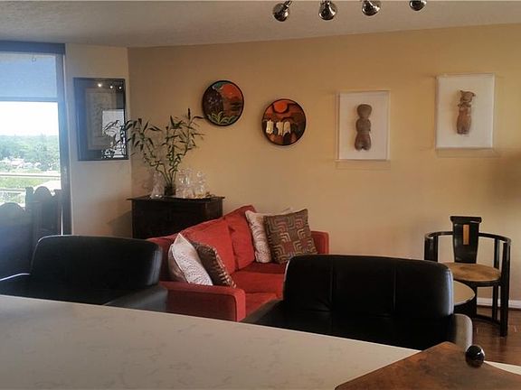 3rd image of 5940 Pelican Bay Plz S APT 805