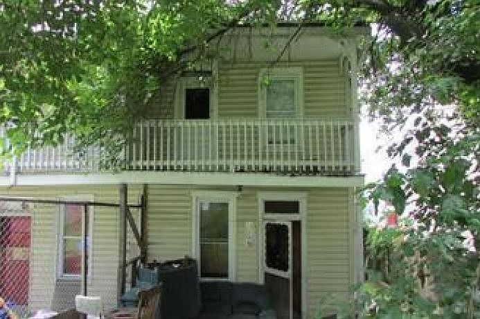2nd image of 1922 Kensington St