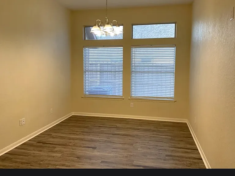 19435 Wildwood Dale Ln — Photo 6