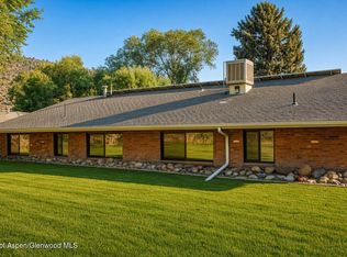 228 N 7th St, New Castle, CO 81647
