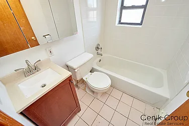 Rented by Genik Group Corp