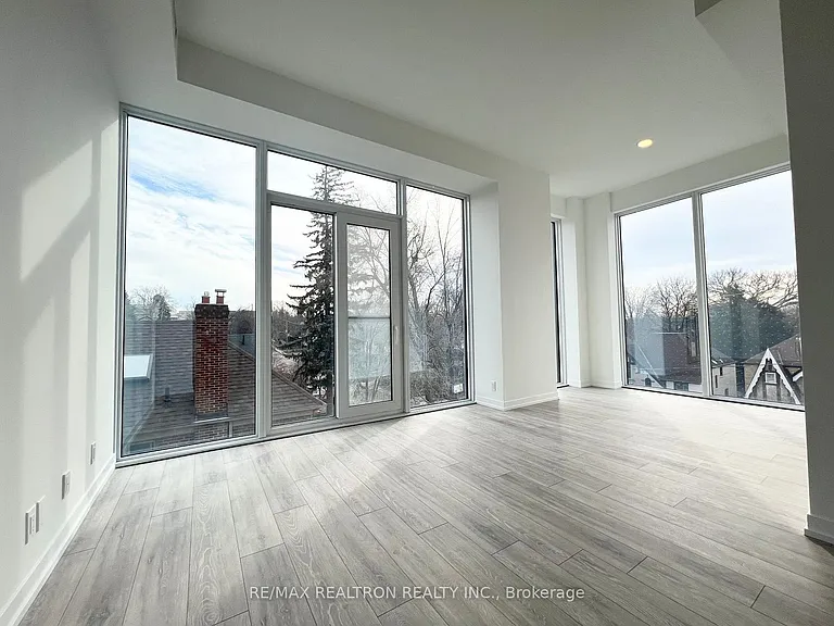 2020 Bathurst St #207 — Photo 13
