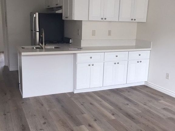4th image of 4033 Texas St APT 7