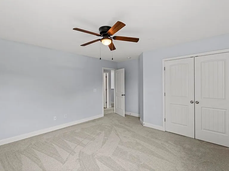131 Mittams Point Dr — Photo 17