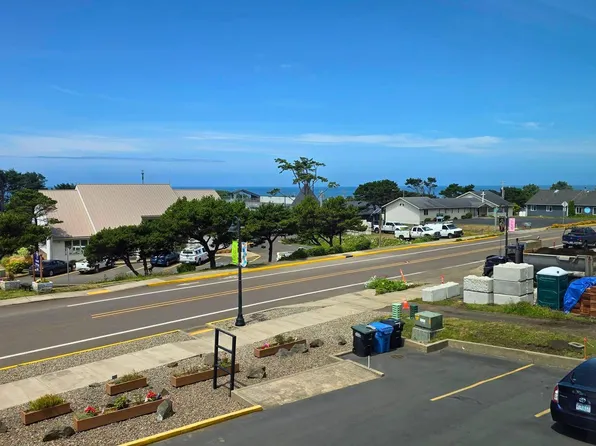 503 Center Way, Yachats, OR 97498