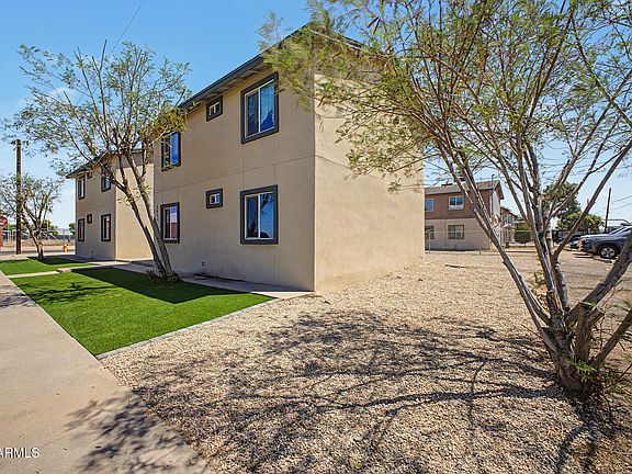 3rd image of 3411 W FILLMORE Street