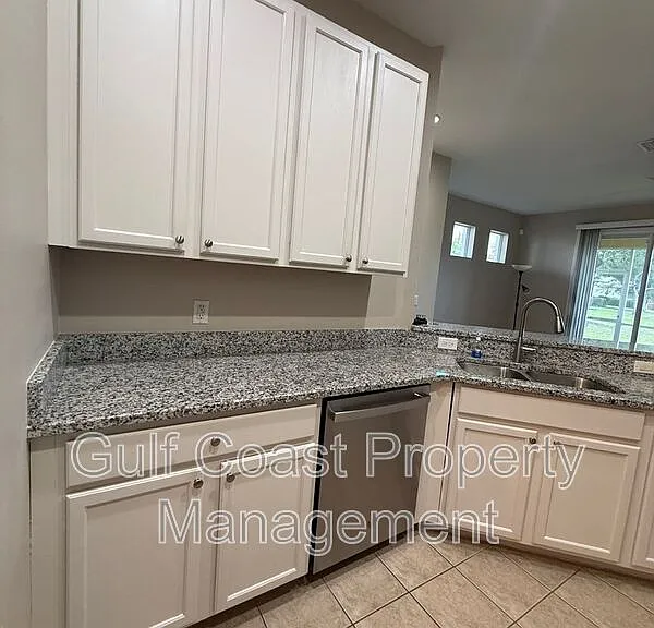 1128 Jonah Dr — Photo 6