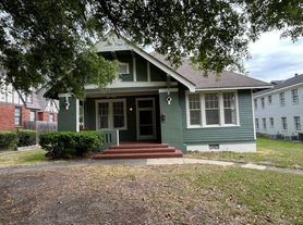 Stark Avenue 1310(2)
