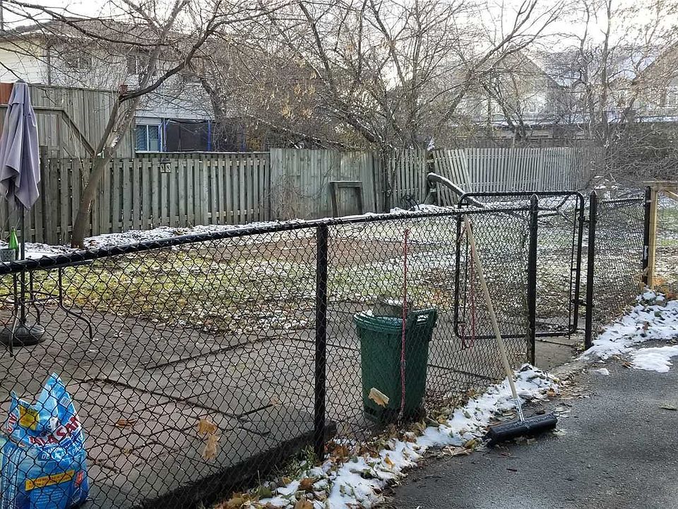 2nd image of 1048 Brant St