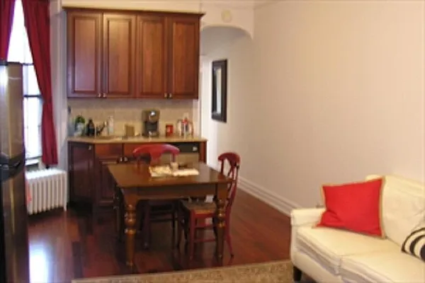 Rented by Corcoran | media 21