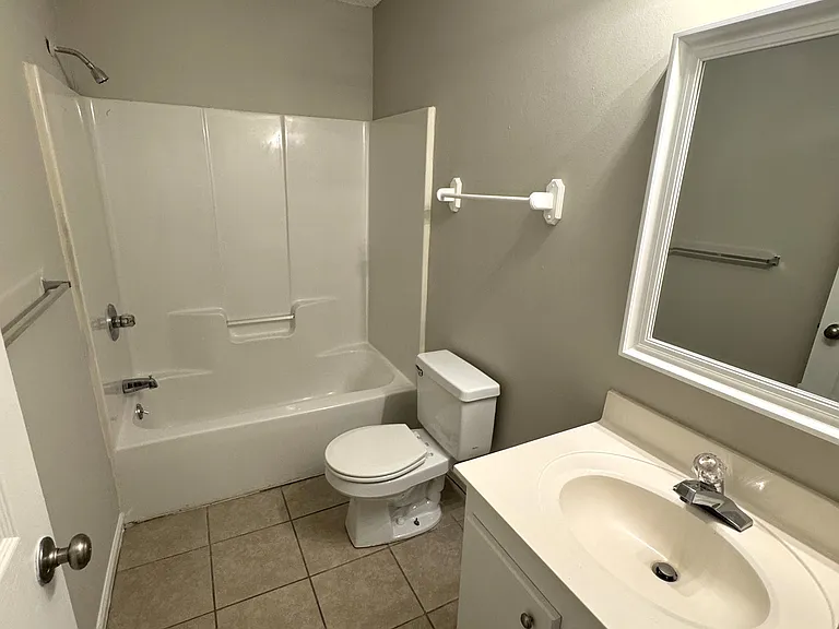 Pineview Townhomes — Photo 35