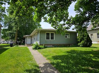 107 E Division St #A, Bloomington, IL 61701
