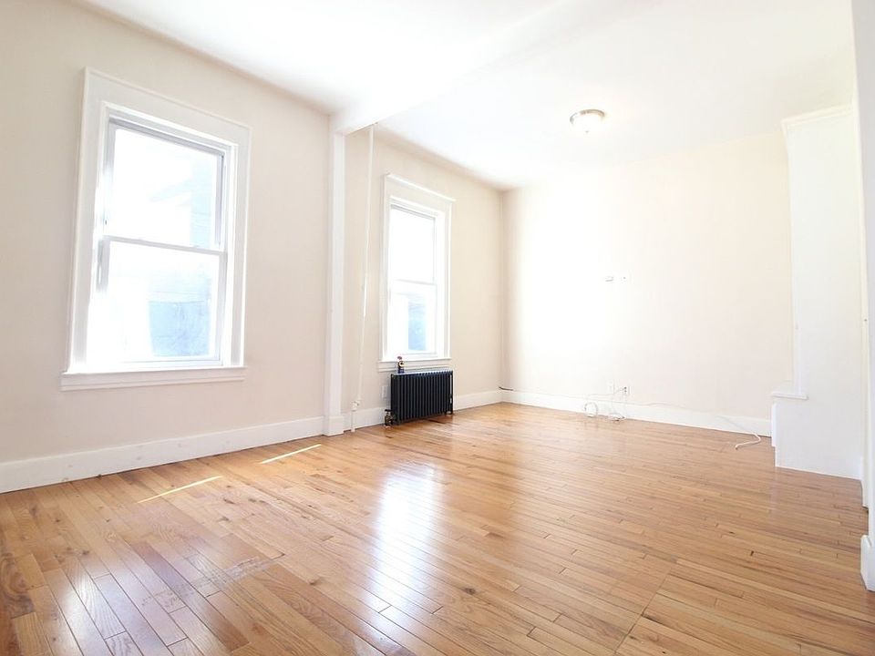 1st image of 52 Kermit Pl #A1