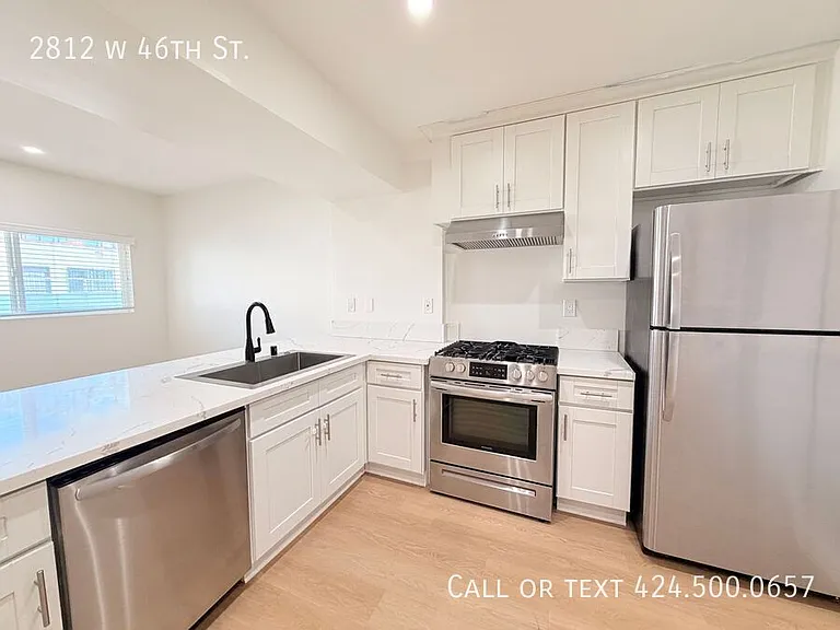 2812 W 46th St — Photo 7