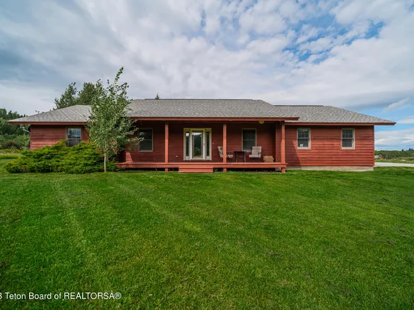 1105 Taylor Mountain Dr, Victor, ID 83455