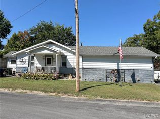 503 Maple St, Evansville, IL 62242