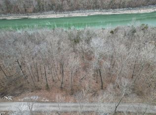 26 Colonel Dr, Burnside, KY 42519