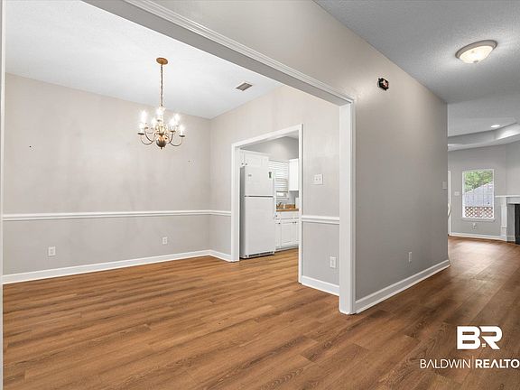 2nd image of 27264 Parker Ln