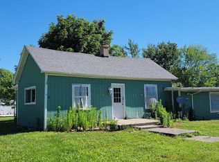 10426 E Green Dr, Lewis, IN 47858