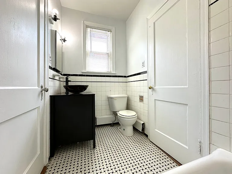 815 Violet Pl — Photo 14