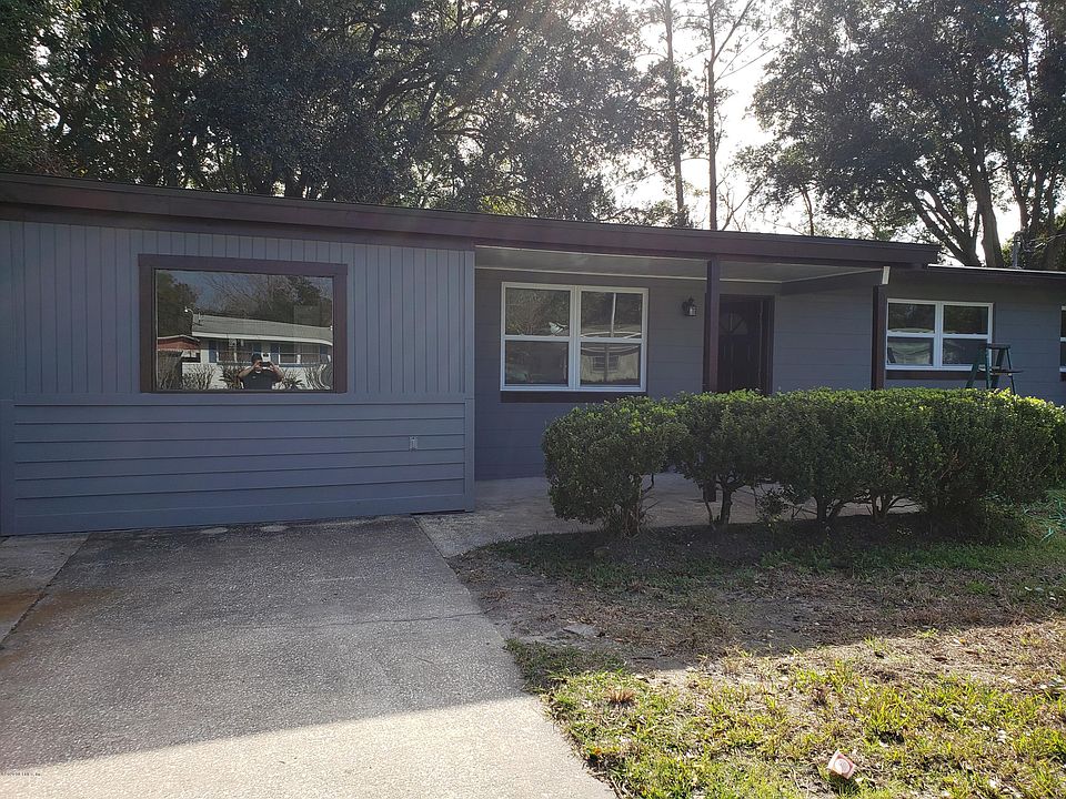 1st image of 6728 Flopsy Ln