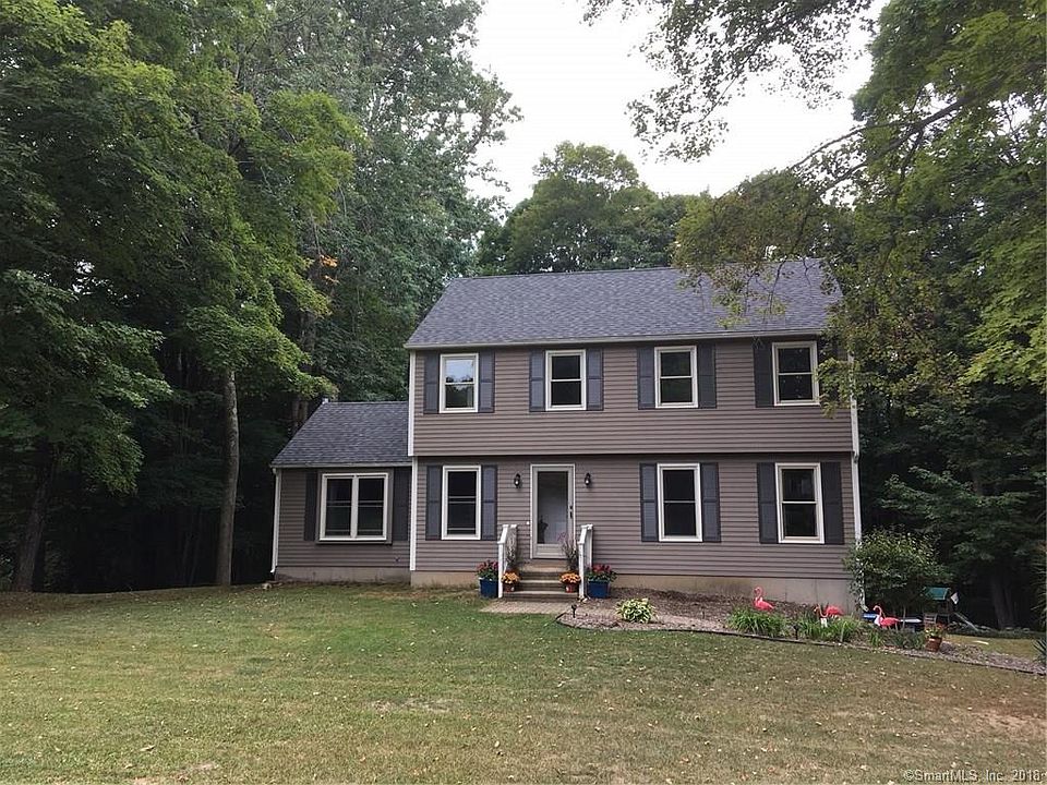 2nd image of 30 Pepperbush Dr