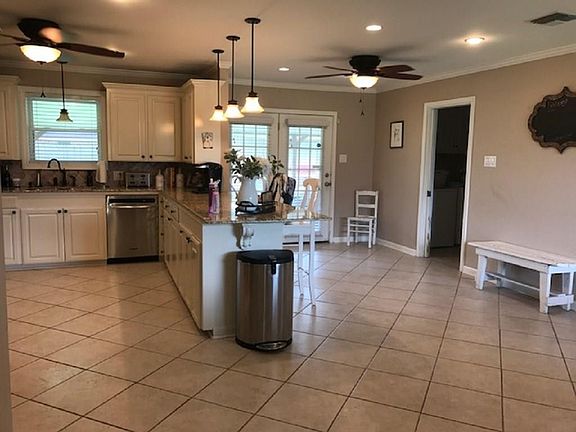 4th image of 104 Sterling Dr