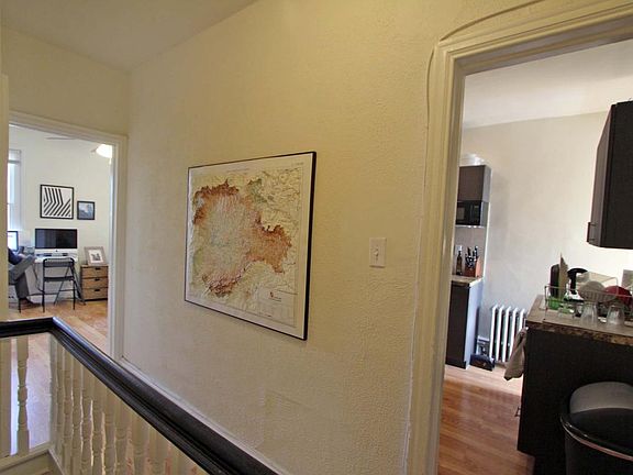 5th image of 7116 Germantown Ave #3