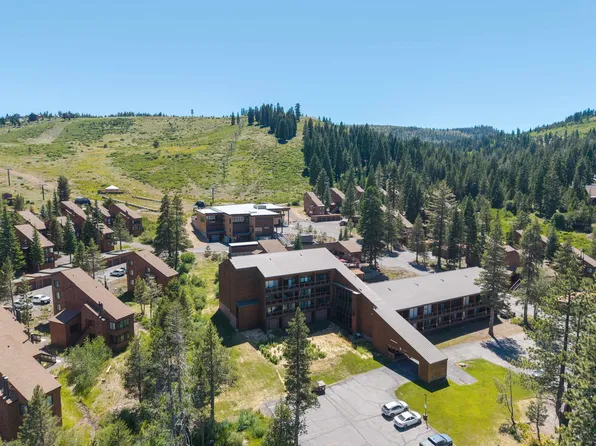 11591 Snowpeak Way #208, Truckee, CA 96161