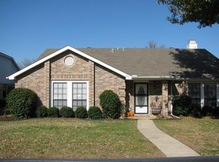 2816 Windsor Dr, Flower Mound, TX 75028