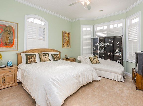 4th image of 17 Niblick Ct