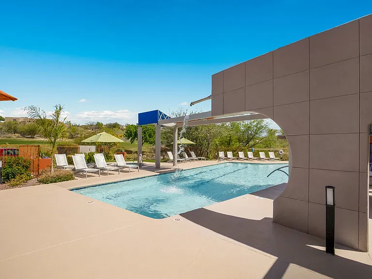 Golf Villas Apartments — Photo 19