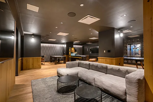 Rented by Compass | media 21