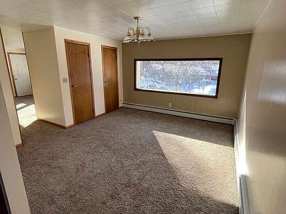 3rd image of 665 Gradelle Ave