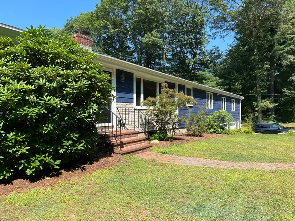 302 Old Post Rd, Sharon, MA 02067