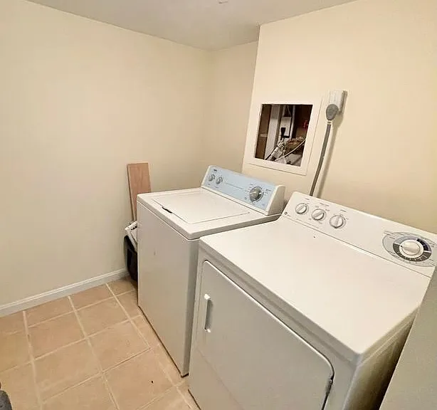 6505 Coachleigh Way — Photo 10