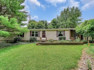 2736 James Rd, Granville, OH 43023