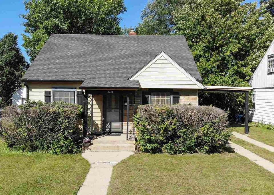 1st image of 2111 Lawndale Ave