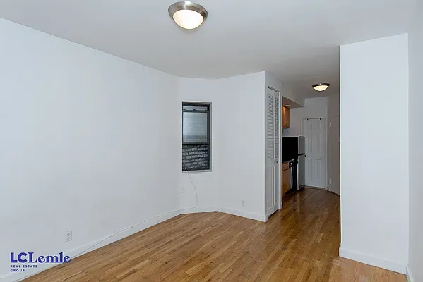 Rented by LC Lemle Real Estate Group | media 12